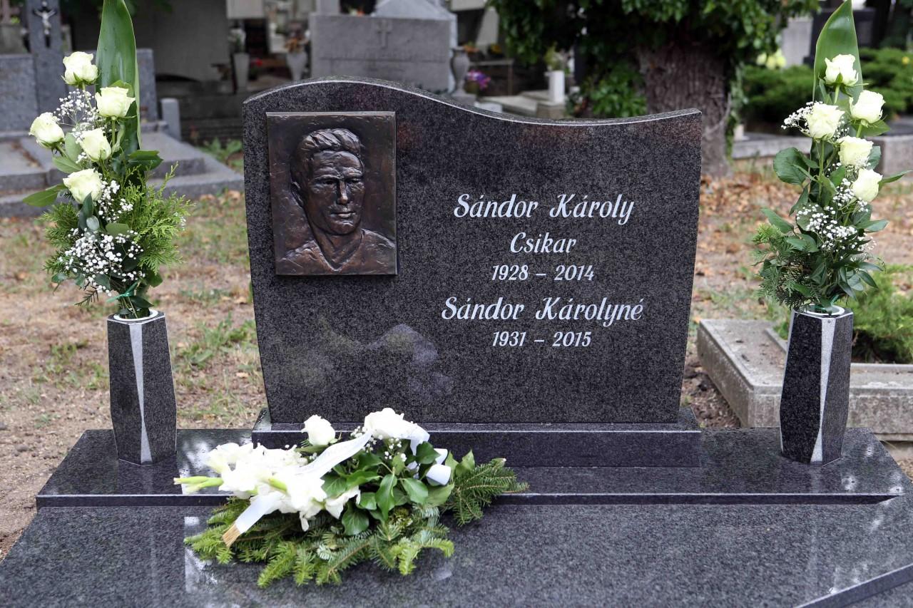 Felavattuk Sándor Károly síremlékét (GALÉRIA)