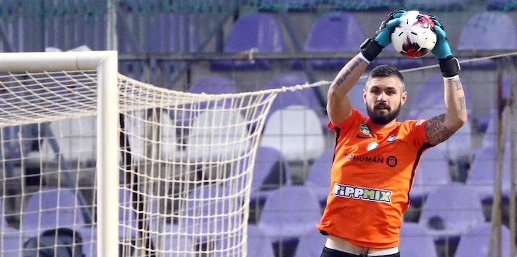 Kicsakot megműtötték