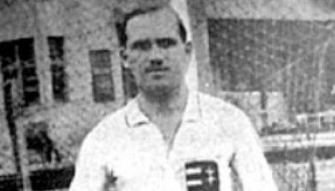 Ezen a napon hunyt el Schlosser Imre, a legendás Slózi