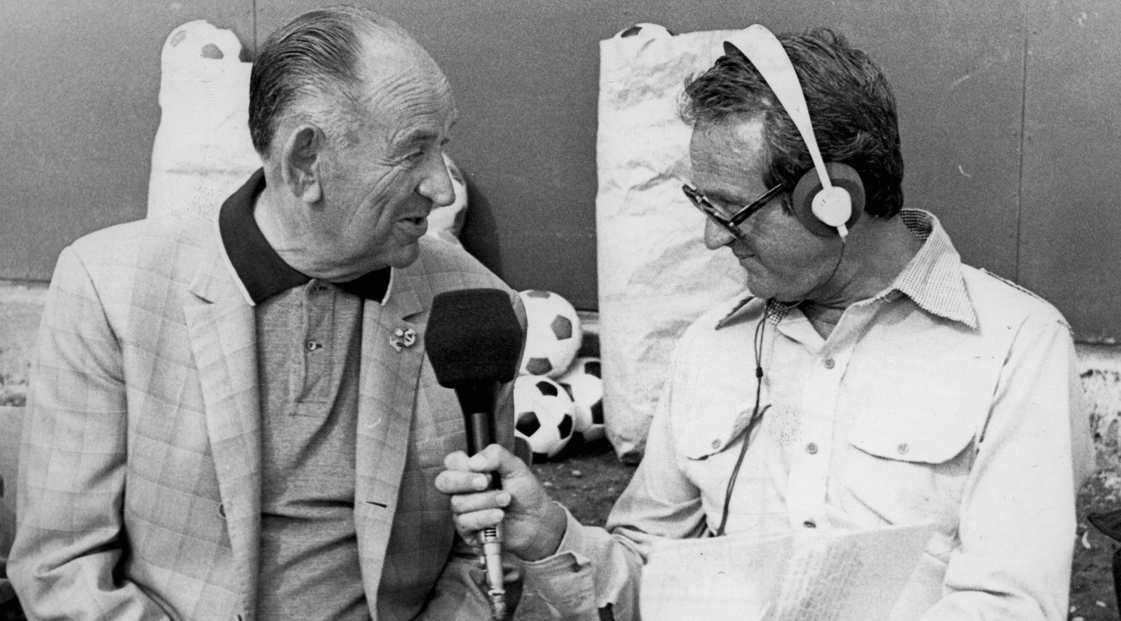 Ezen a napon született  Bukovi Márton, a világ futballjának egyik legnagyobb edzője